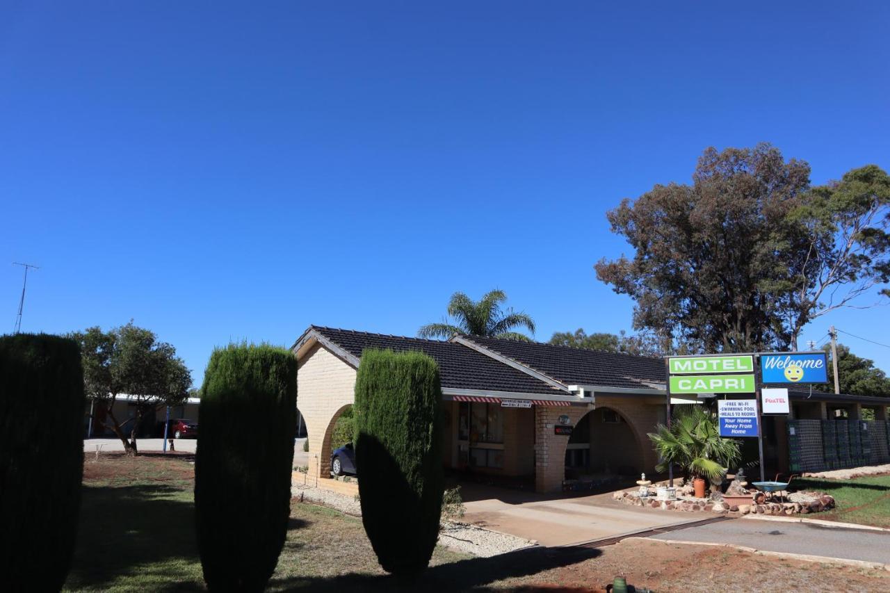Capri Motel Balranald Ngoại thất bức ảnh