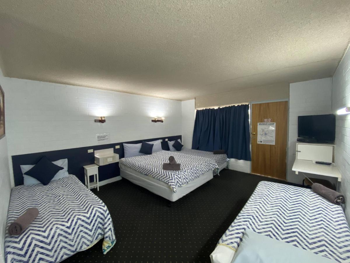 Capri Motel Balranald Ngoại thất bức ảnh