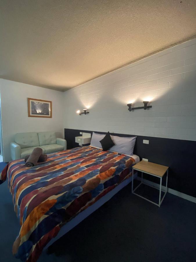 Capri Motel Balranald Ngoại thất bức ảnh