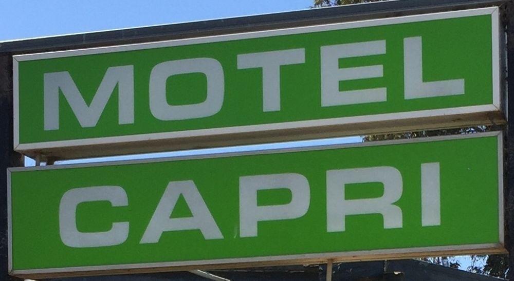 Capri Motel Balranald Ngoại thất bức ảnh